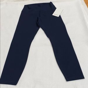 Lululemon Wunder Under size 8